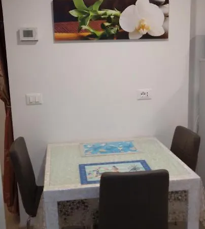 Lägenhet Oasi Felice