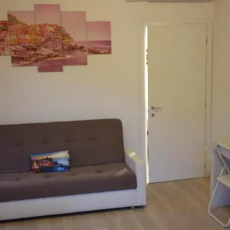 Oasi Felice Lägenhet